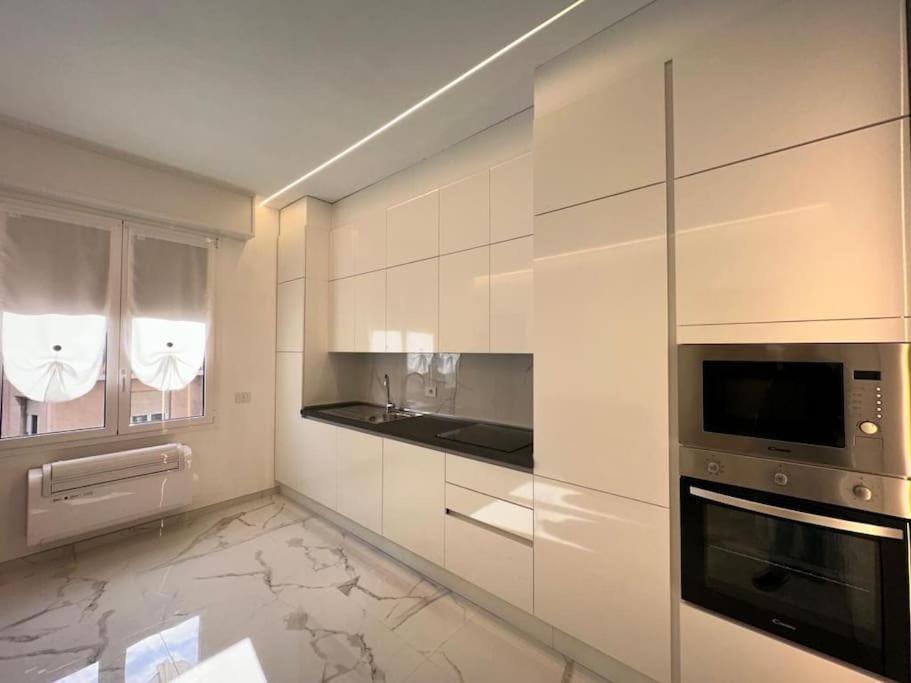 Suite Aurora Luxury In The Center Of Sanremo Exteriör bild