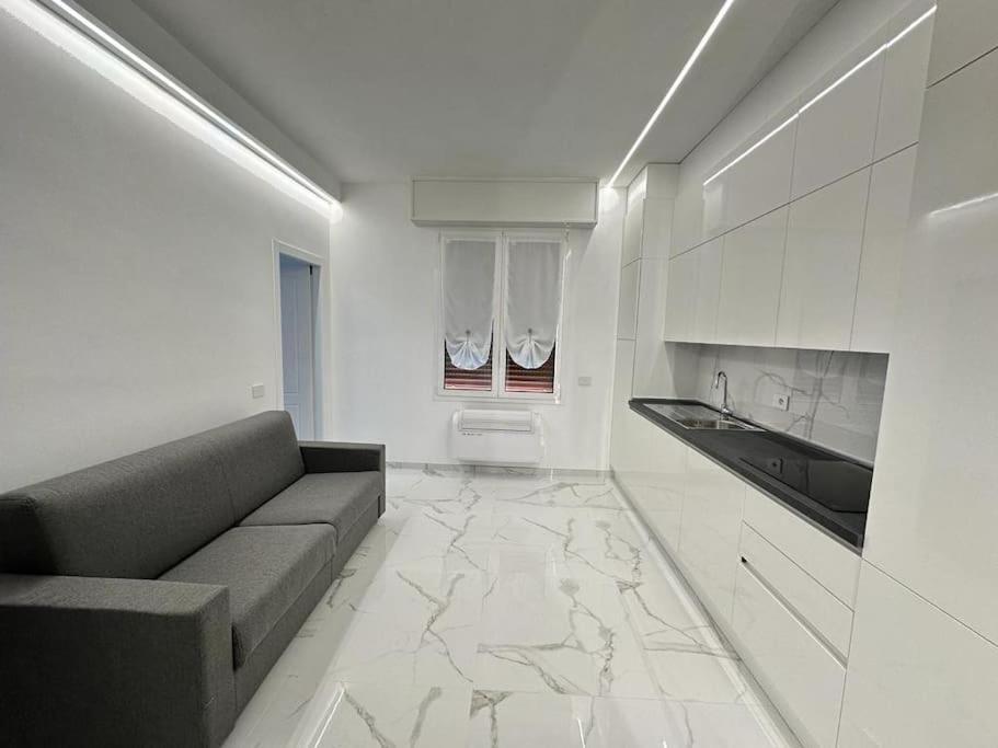 Suite Aurora Luxury In The Center Of Sanremo Exteriör bild