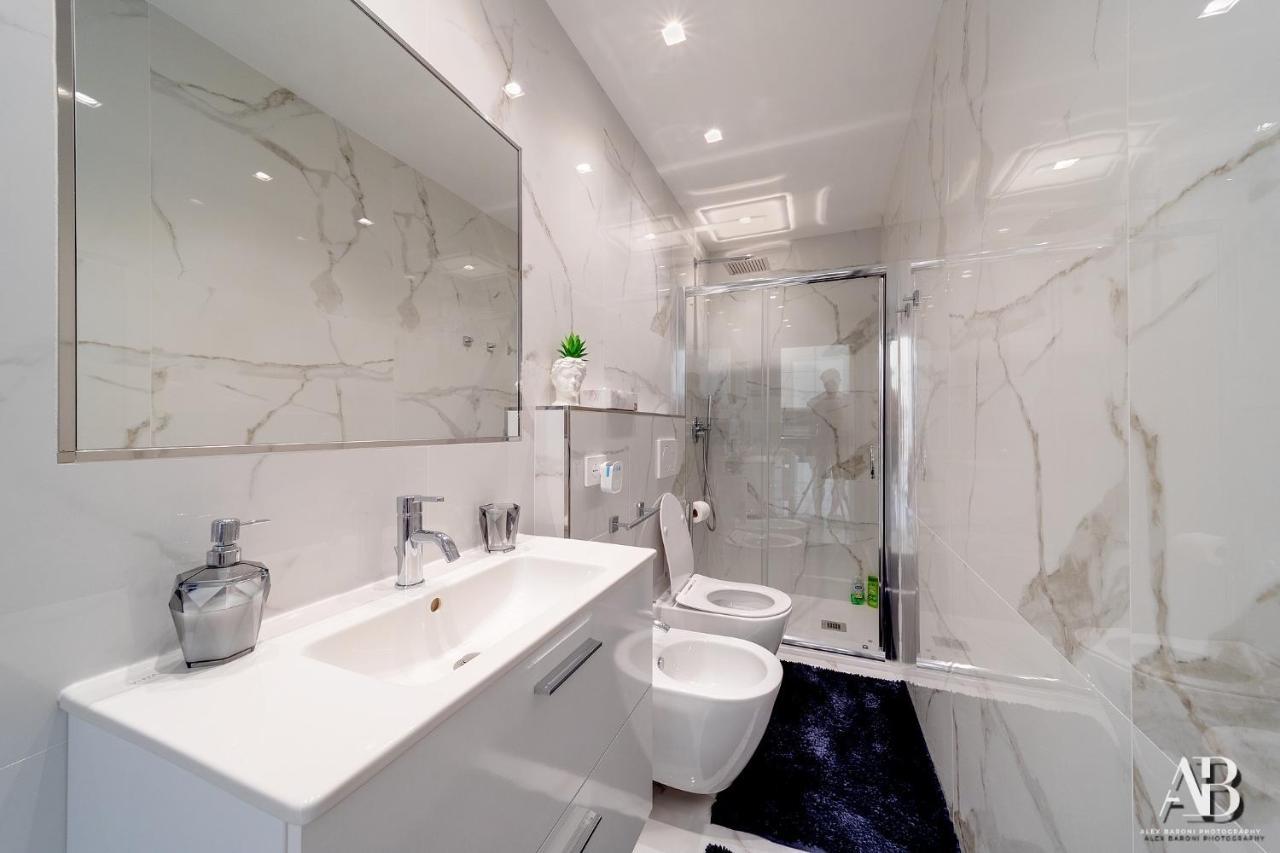 Suite Aurora Luxury In The Center Of Sanremo Exteriör bild