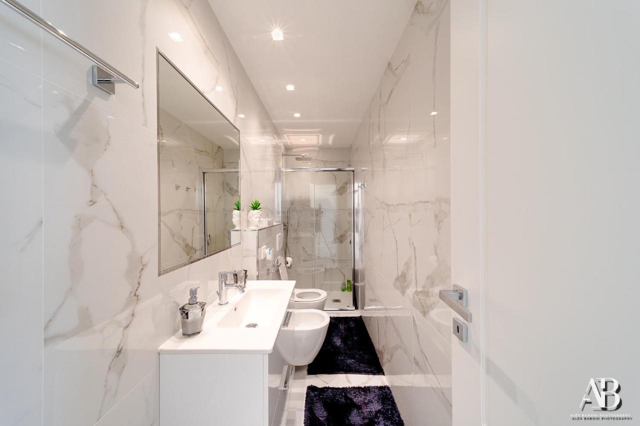 Suite Aurora Luxury In The Center Of Sanremo Exteriör bild
