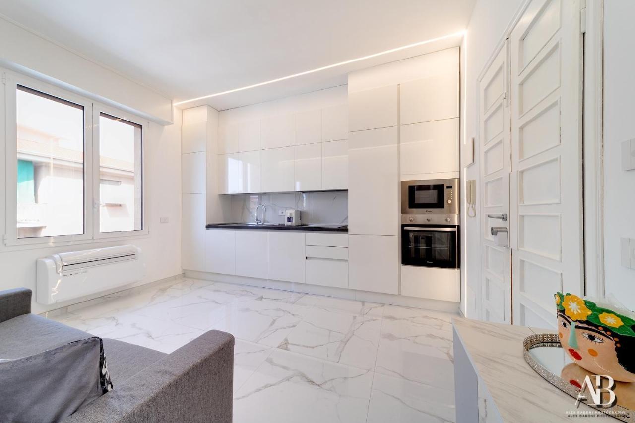 Suite Aurora Luxury In The Center Of Sanremo Exteriör bild