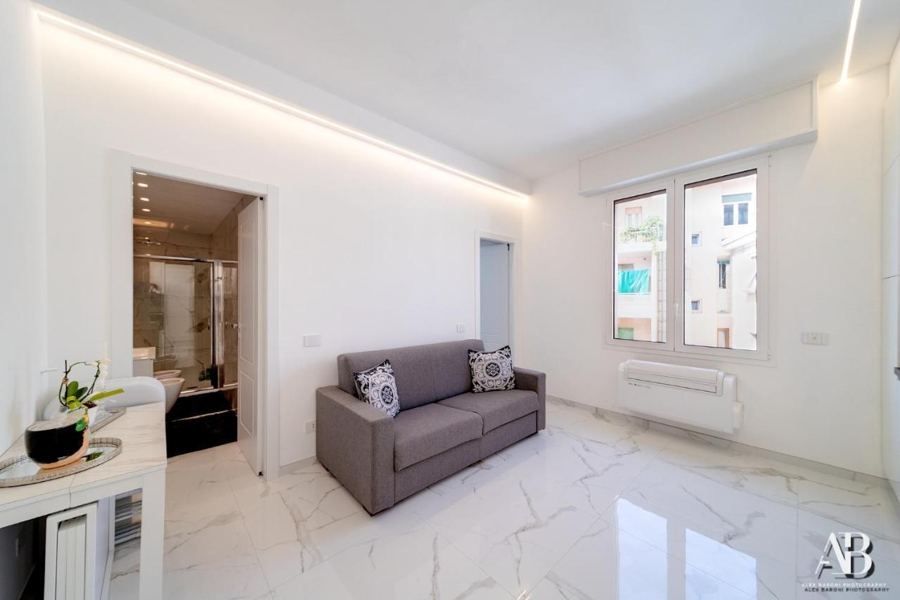 Suite Aurora Luxury In The Center Of Sanremo Exteriör bild