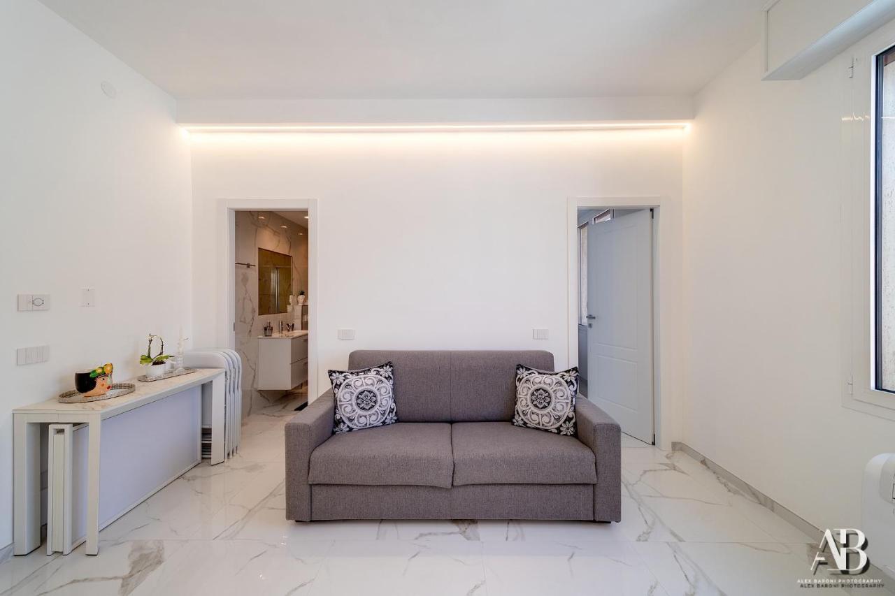 Suite Aurora Luxury In The Center Of Sanremo Exteriör bild